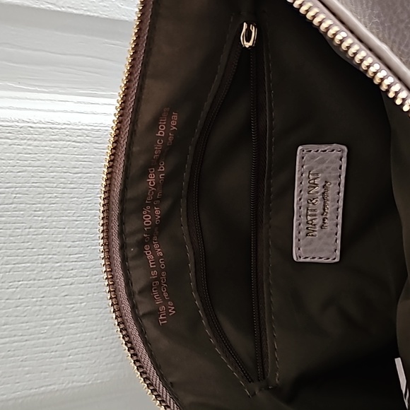 Mat & Nat Vegan Leather shoulder bag - Picture 3 of 3